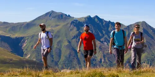 groupe de randonneurs Puy de Dôme